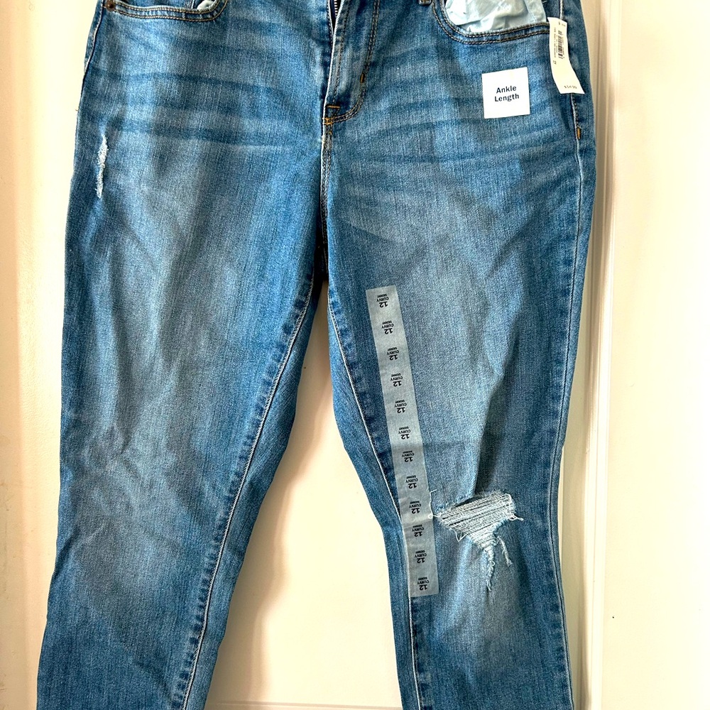 OLD NAVY